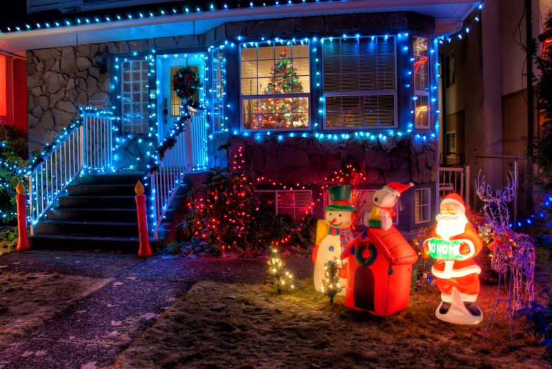 Christmas Lights Hanging in Overland Park, KS