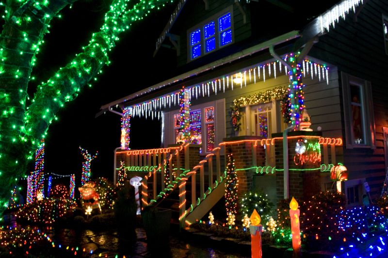 Christmas Lights Hanging in Kansas City, MO