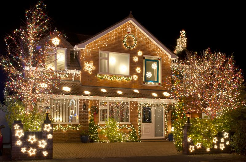 Xmas Lights Installation in Overland Park, KS